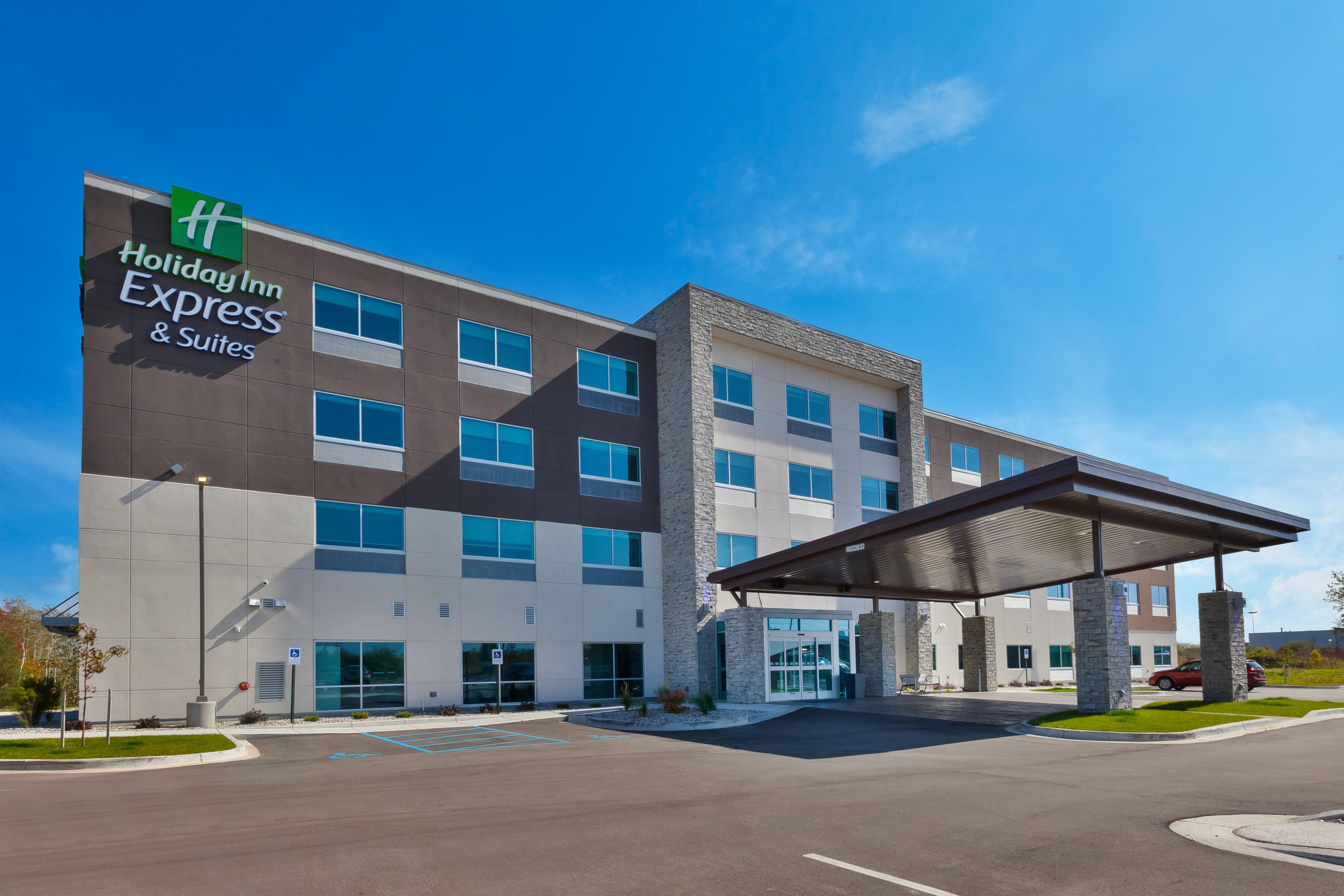 Hotel Express & - - Grand Rapids N By Ihg 3*