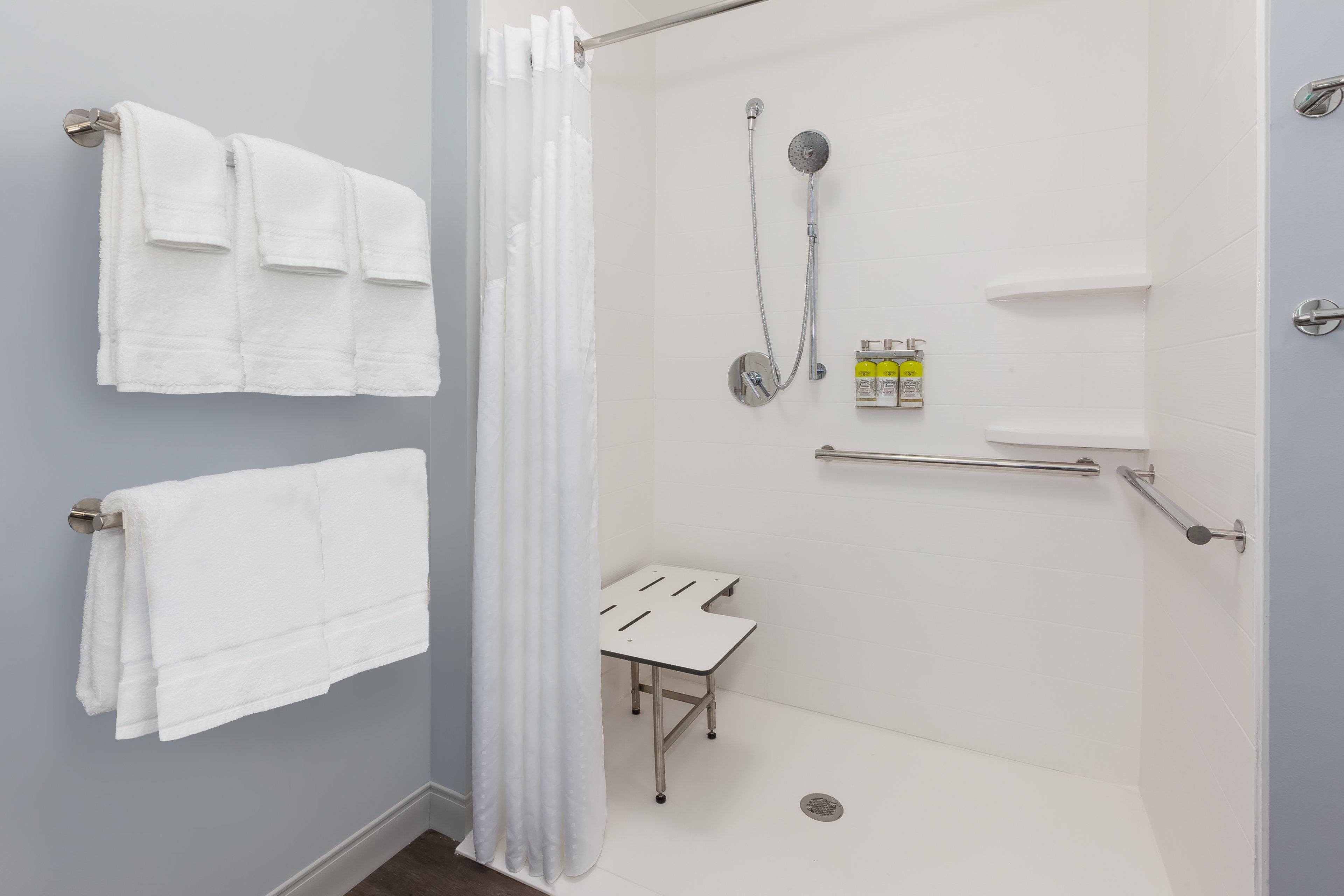 Hotel Express & - - Grand Rapids N By Ihg Cedar Springs