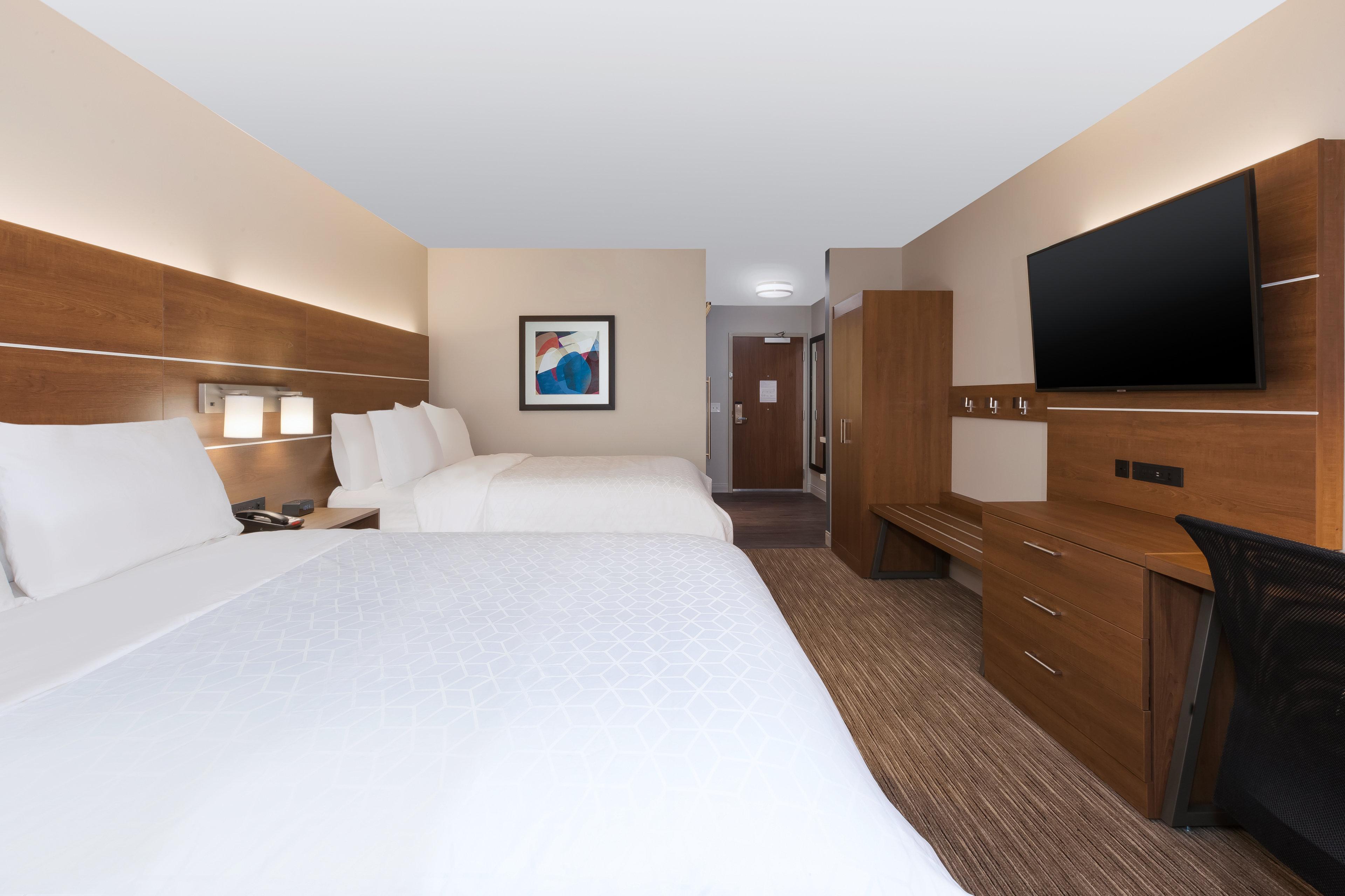 Express & - - Grand Rapids N By Ihg 3* Cedar Springs