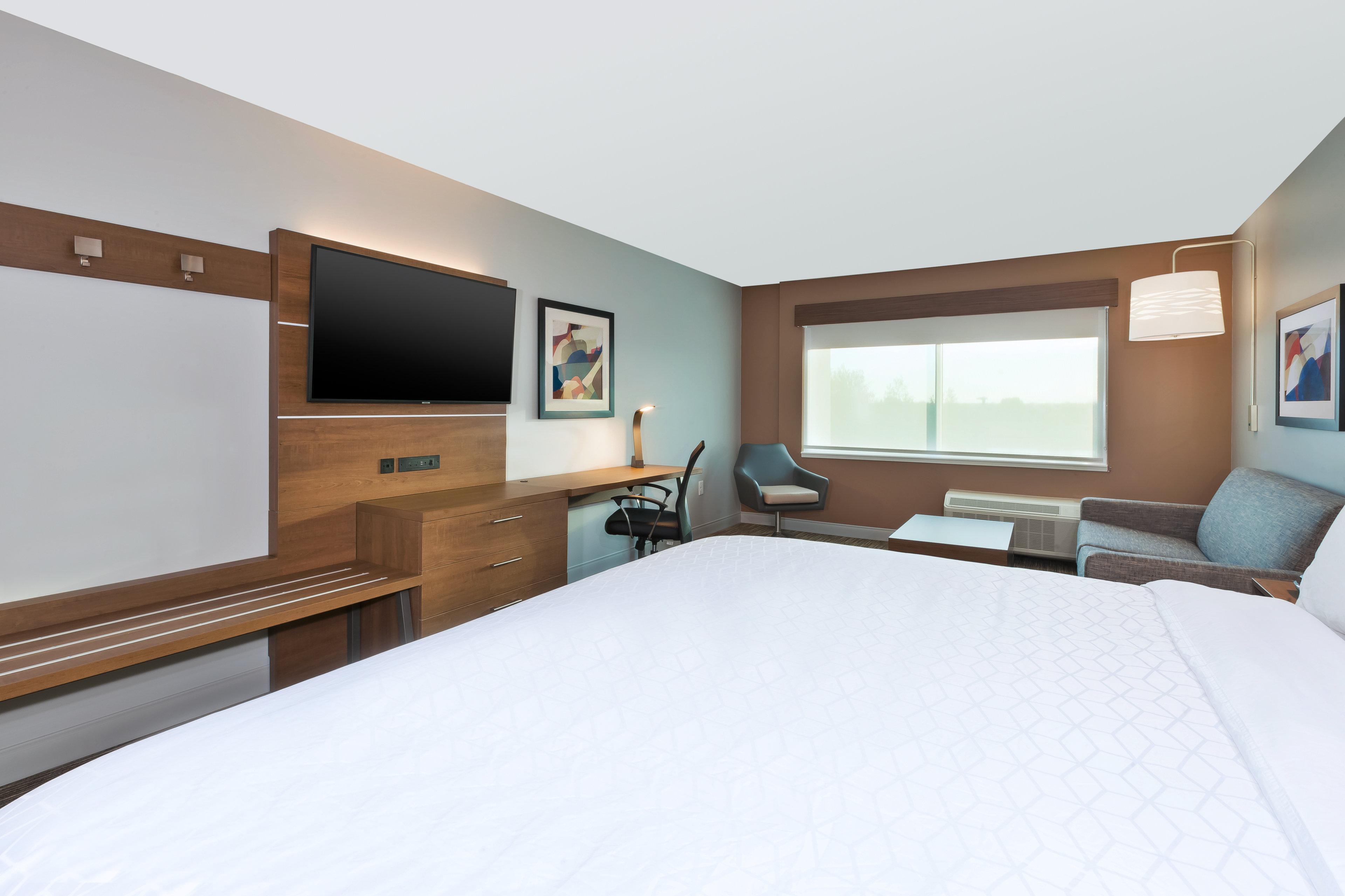 Express & - - Grand Rapids N By Ihg